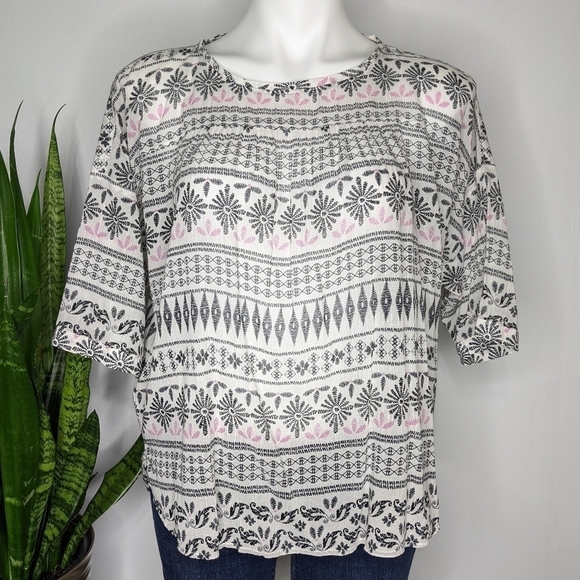✨3/$15 LOFT black white pink lightweight blouse MP - Picture 1 of 6